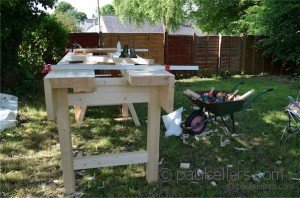 How to Build a Workbench – Fitting the Well Board (part13)