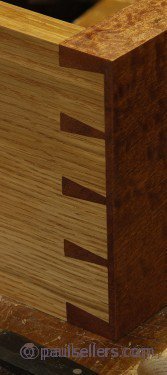 The harmony of dovetails