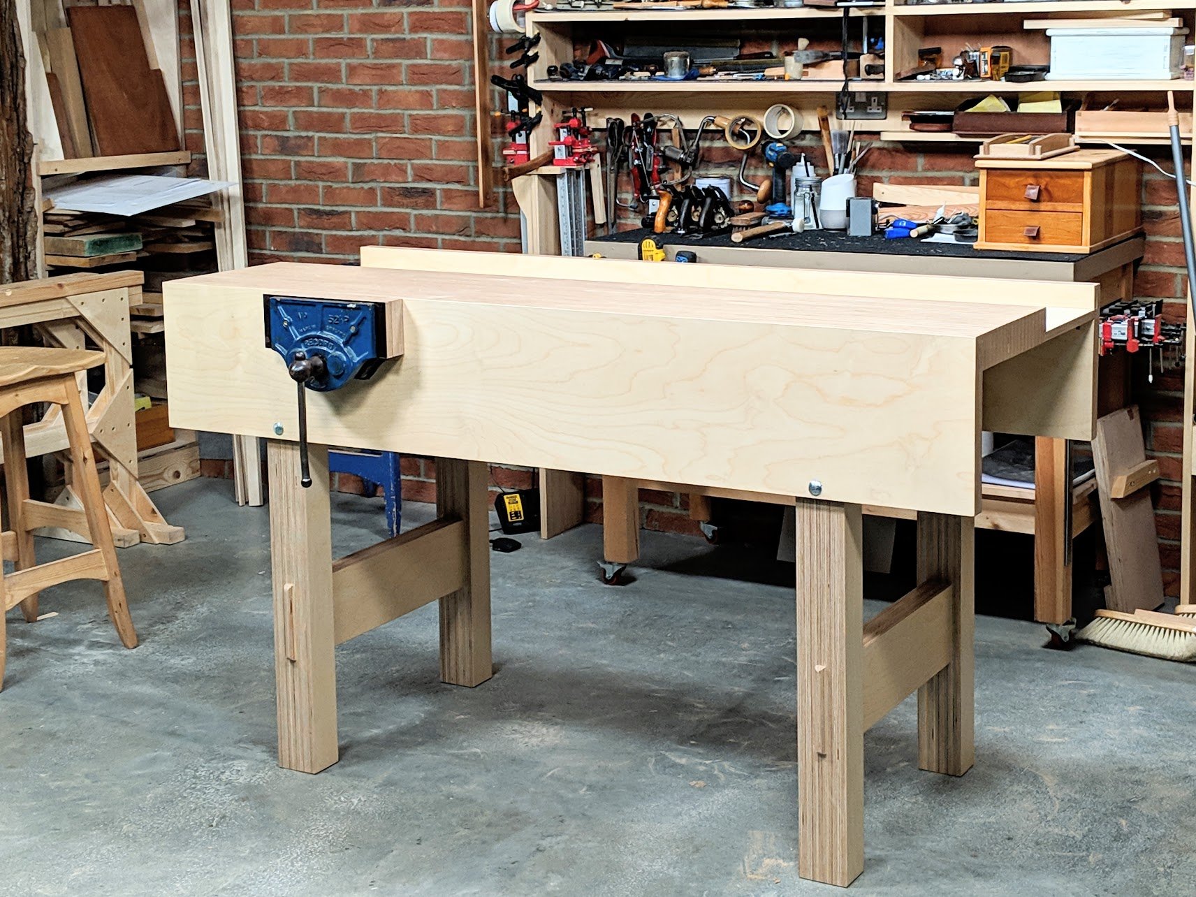 what kind of plywood do you use for a workbench?